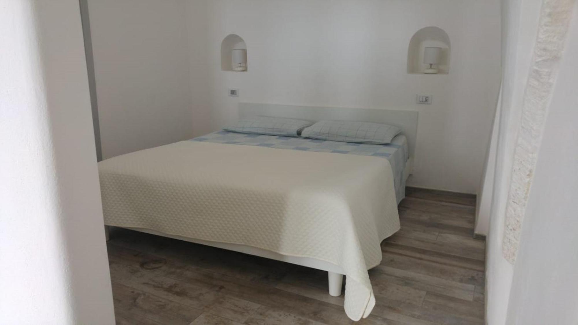 White Stone Flats & Studios Ostuni Chambre photo